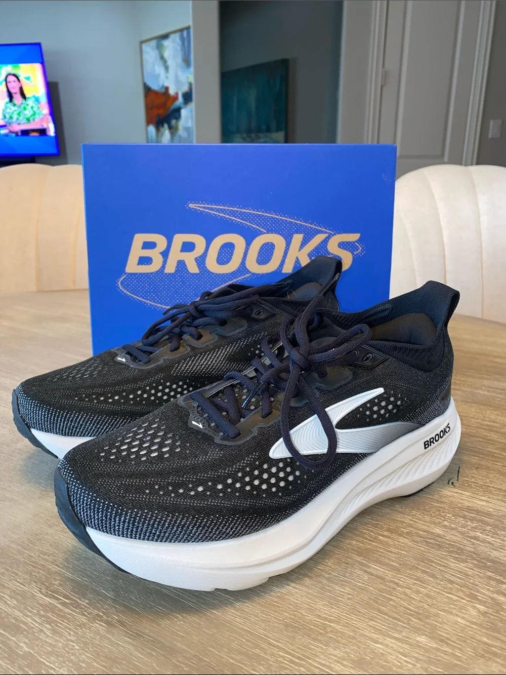 Brooks Glycerin 23, Women’s 9.5 Wide